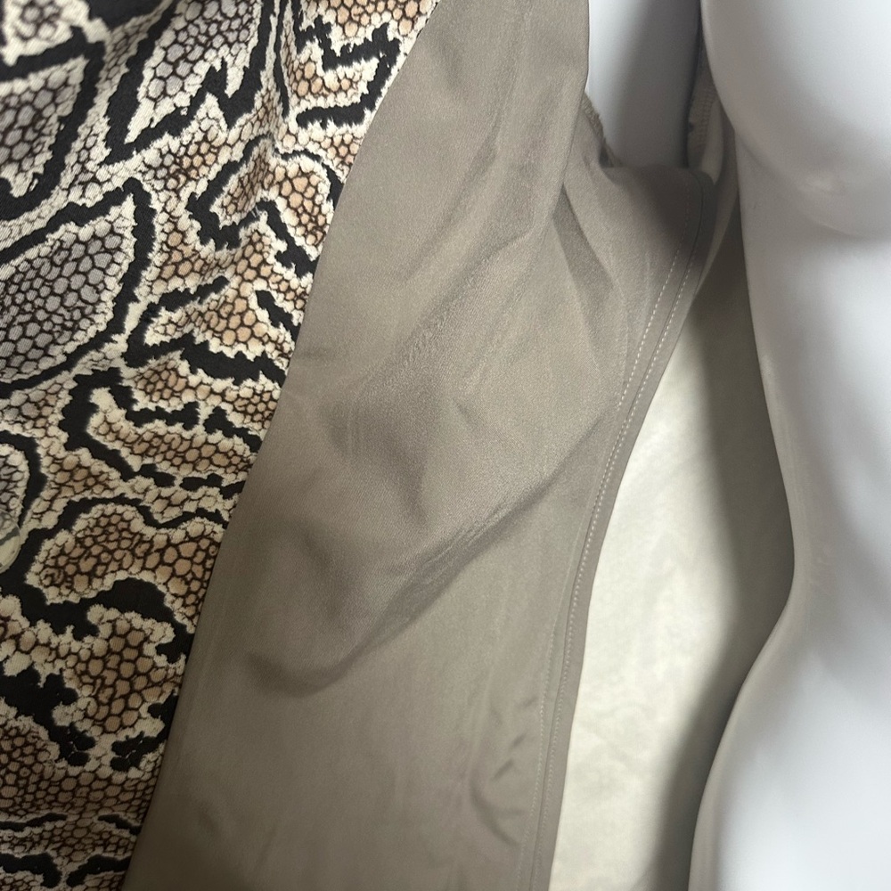 CAbi Snake Print Blazer - Black and Brown 10 Buttoned - Picture 6 of 9